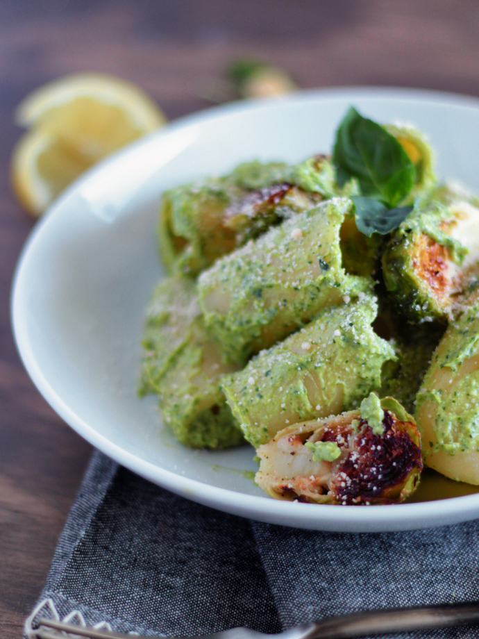 Easy Vegan Oil Free Avocado Pesto