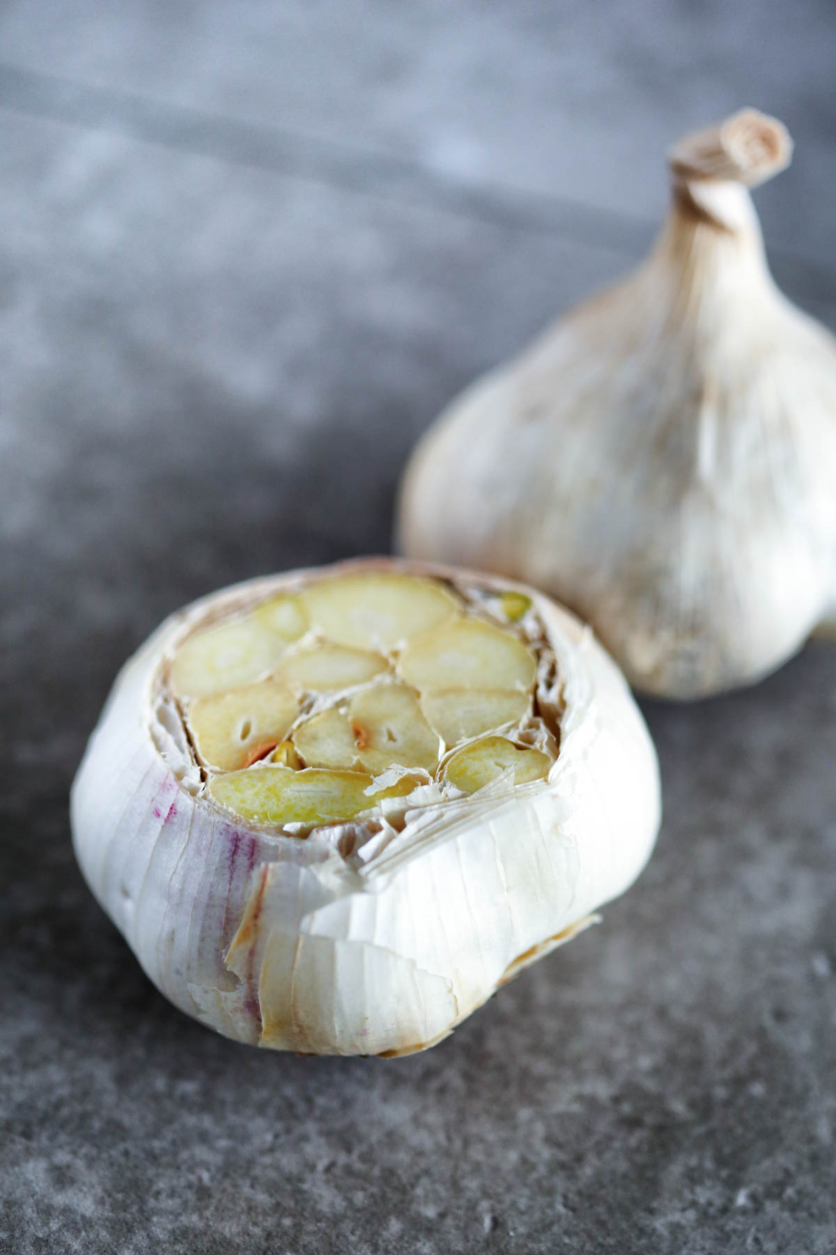 How to Roast Garlic. Easy Vegan Recipe by Pasta-based