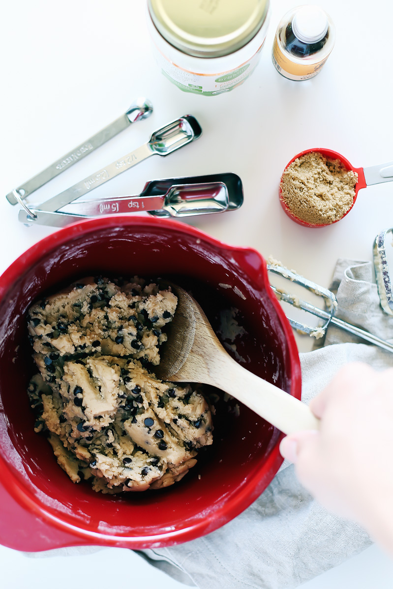 The BEST Chewy Vegan Chocolate Chip Cookies by Pasta-based.