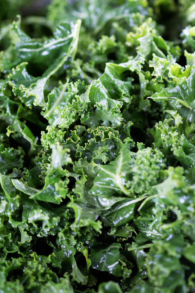 Vegan Crispy Kale Grandma-Style Pizza by Pasta-based. Beautiful, green, kale.